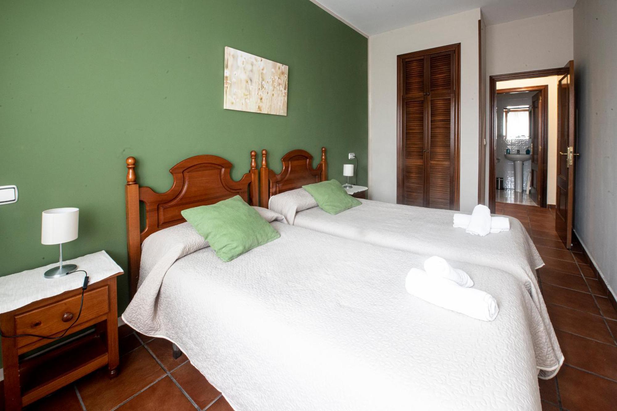Apartamentos Turisticos La Flor Muros De Nalon Exterior photo